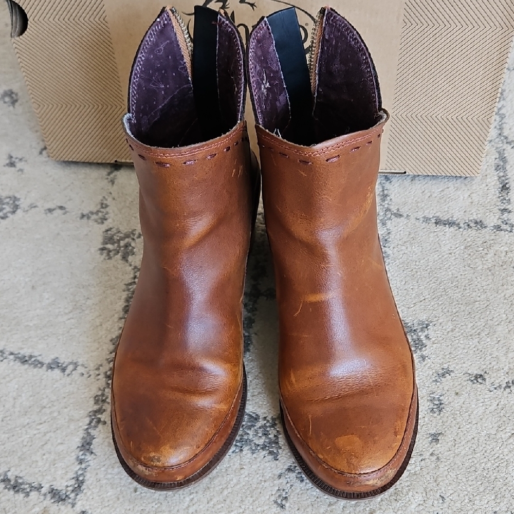 Chaco Women's Brown Leather Ankle Boots - Picture 3 of 5